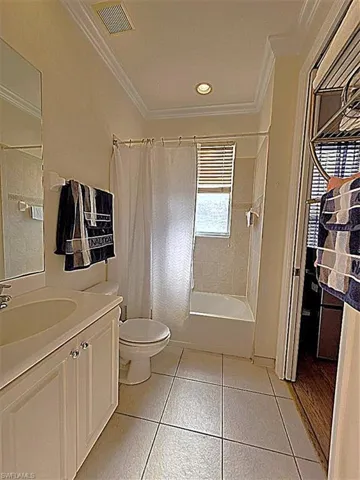 CABANA BATHROOM - POOL BATH VIEW