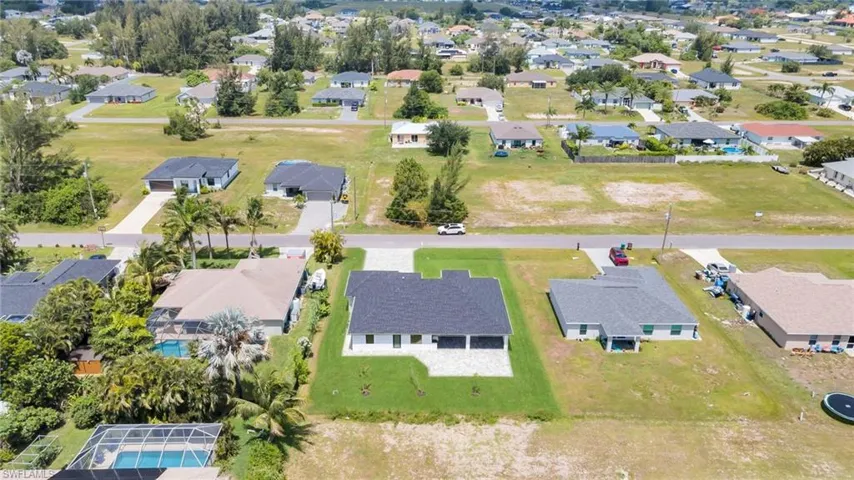 1213 Nw 25th Pl, Cape Coral, Florida 33993