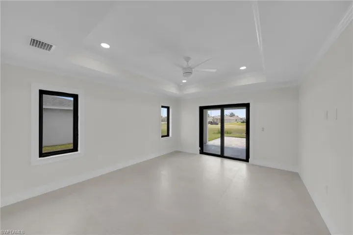 1213 Nw 25th Pl, Cape Coral, Florida 33993
