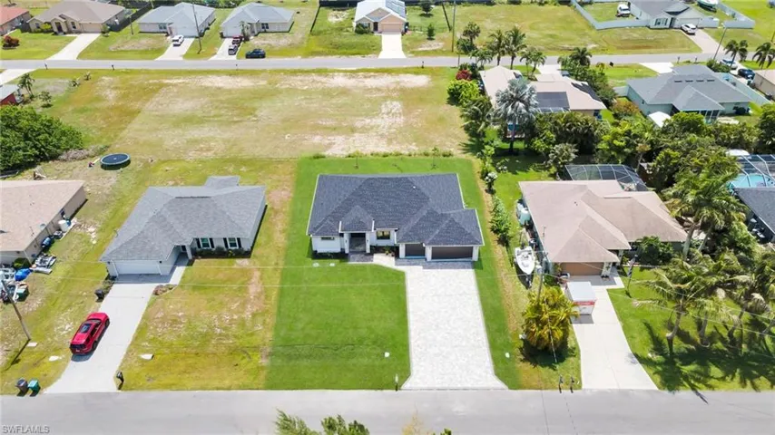 1213 Nw 25th Pl, Cape Coral, Florida 33993