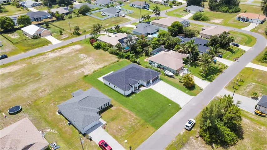 1213 Nw 25th Pl, Cape Coral, Florida 33993