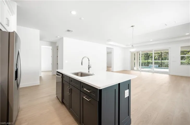8783  Oceana  WAY, Naples, FL 34114