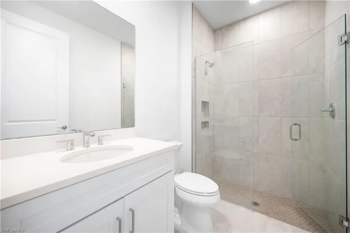 Full guest bathroom