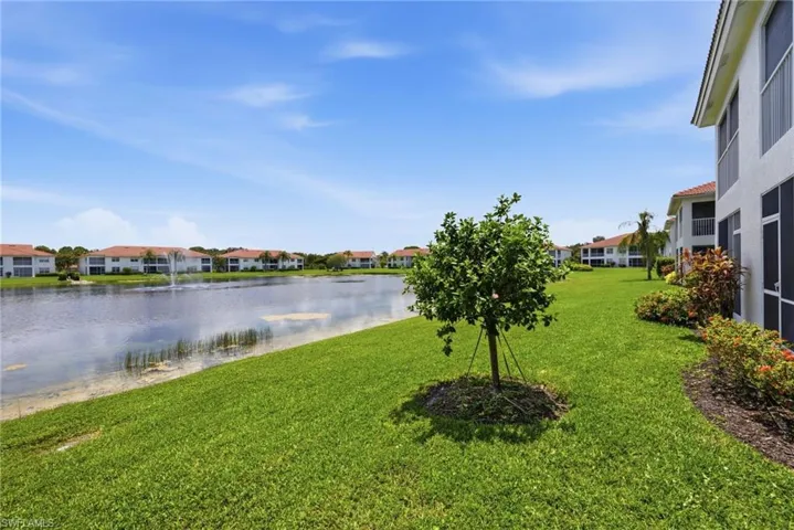 6670 Huntington Lakes Cir 104, Naples, Florida 34119