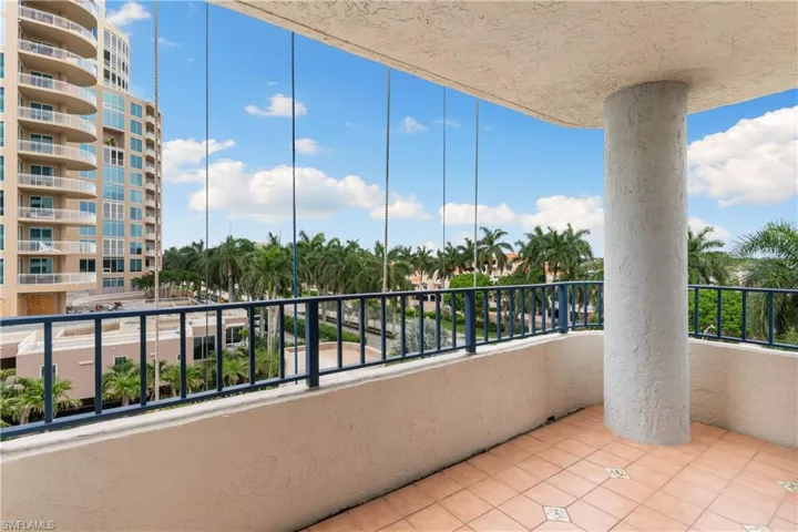 4451 Gulf Shore Blvd N 505, Naples, Florida 34103