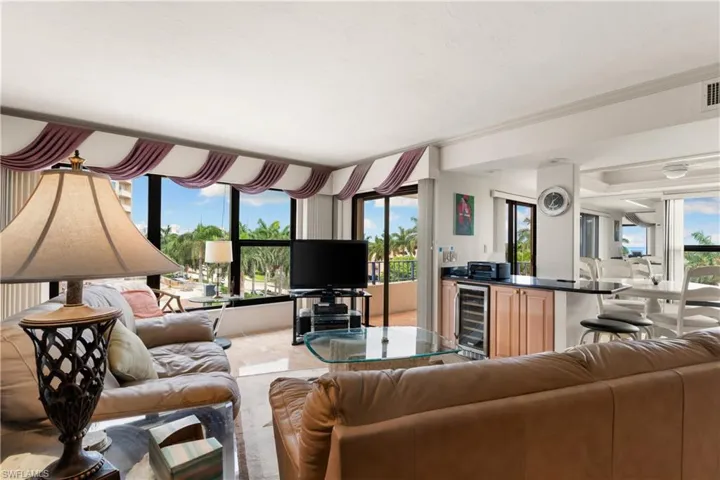 4451 Gulf Shore Blvd N 505, Naples, Florida 34103