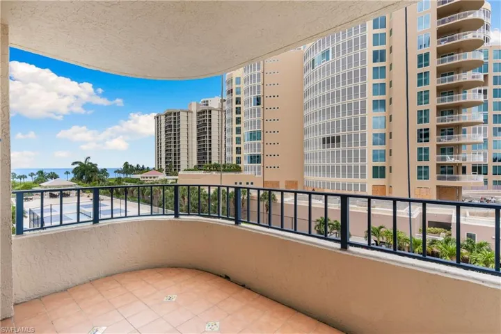 4451 Gulf Shore Blvd N 505, Naples, Florida 34103