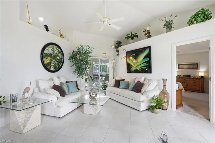 241 Se 29th Ter, Cape Coral, Florida 33904