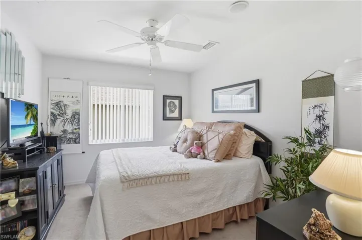 241 Se 29th Ter, Cape Coral, Florida 33904