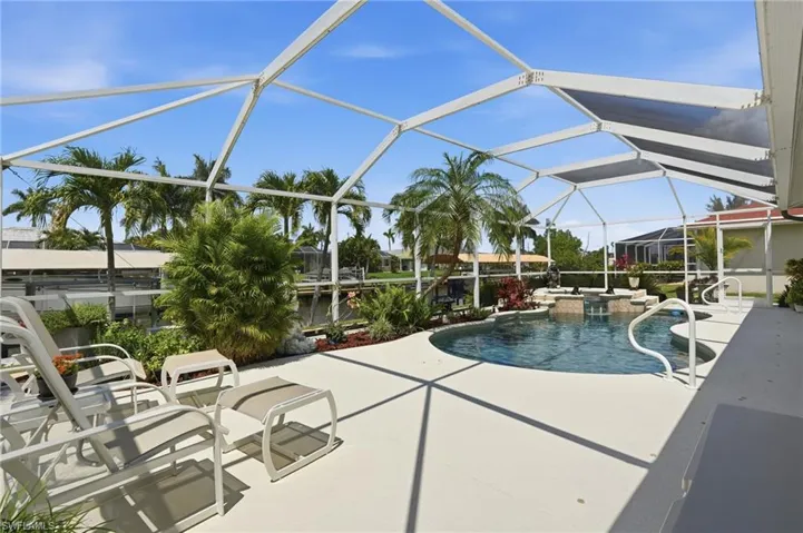241 Se 29th Ter, Cape Coral, Florida 33904