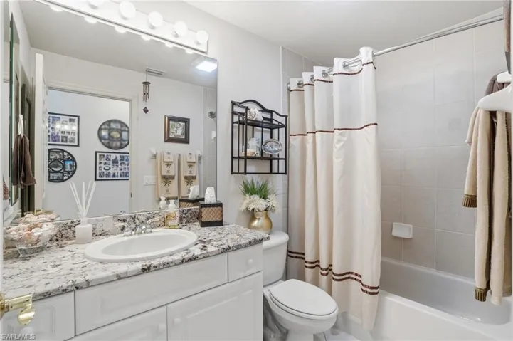 241 Se 29th Ter, Cape Coral, Florida 33904