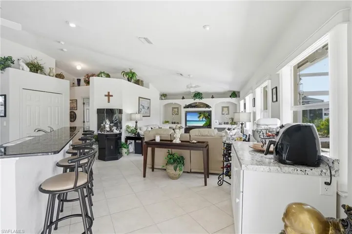 241 Se 29th Ter, Cape Coral, Florida 33904