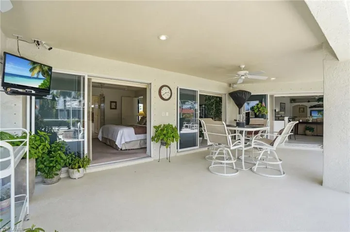 241 Se 29th Ter, Cape Coral, Florida 33904