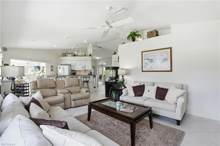 241 Se 29th Ter, Cape Coral, Florida 33904