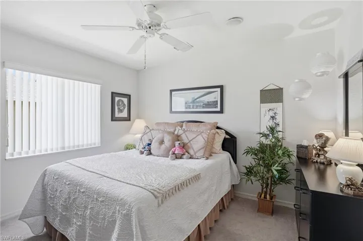 241 Se 29th Ter, Cape Coral, Florida 33904
