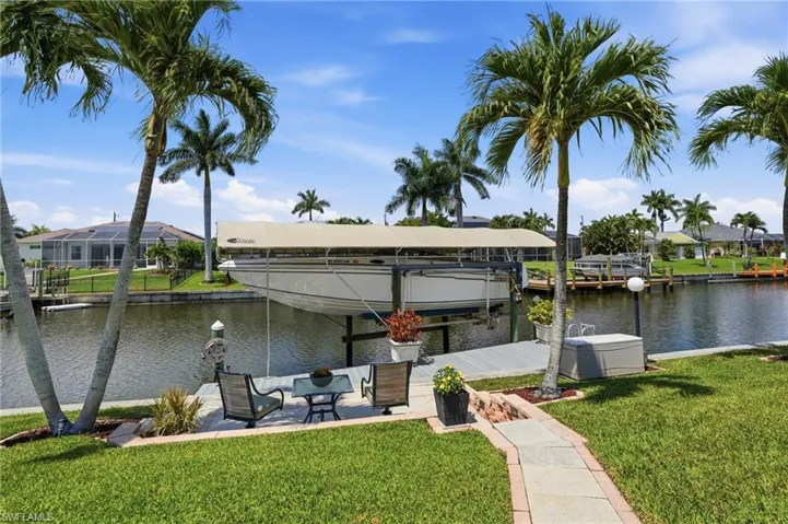 241 Se 29th Ter, Cape Coral, Florida 33904