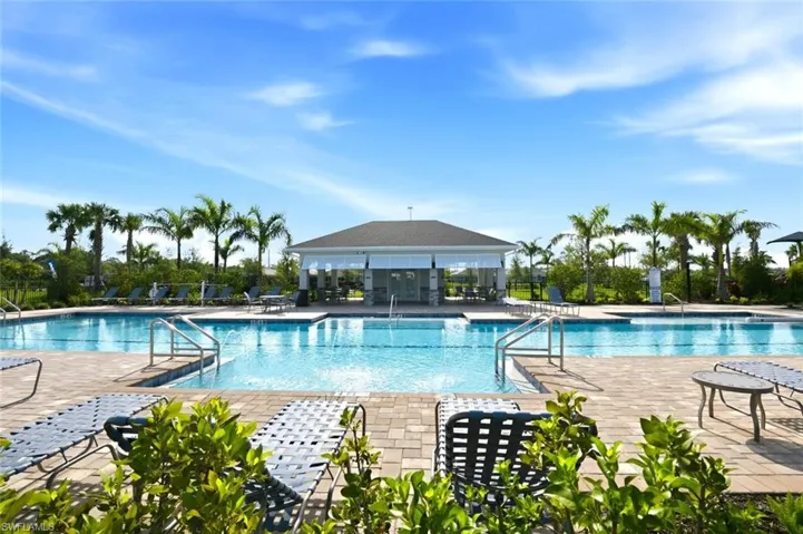 8058 Cedar Key Way, Lehigh Acres, Florida 33971