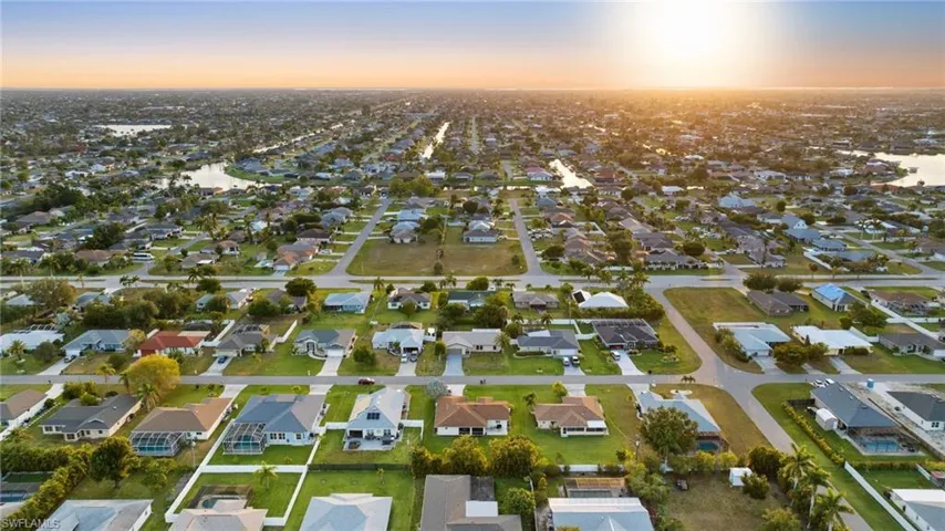 3016 Se 8th Ave, Cape Coral Fl 33904