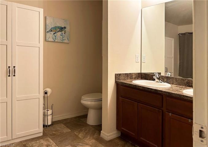 21 NW 5th  TER, Cape Coral, FL 33993