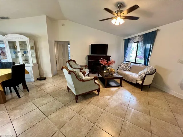 603  Lhommedieu  ST, Lehigh Acres, FL 33936