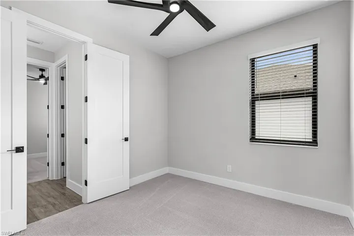 3524 Sw 3rd St, Cape Coral, Florida 33991