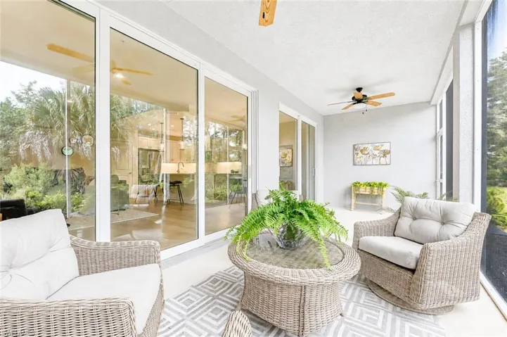 2620 Seychelles Cir 1302, Naples, Florida 34112