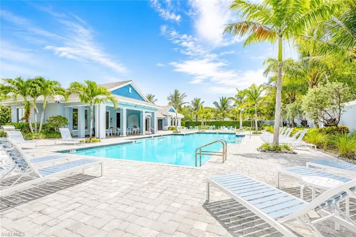 2620 Seychelles Cir 1302, Naples, Florida 34112