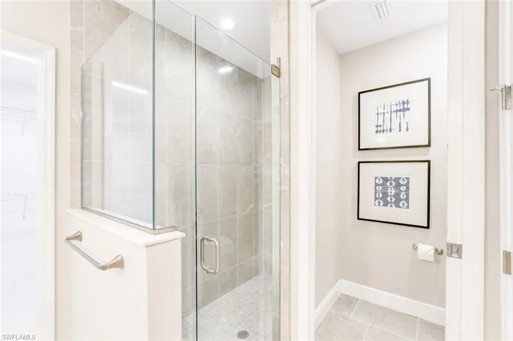 2620 Seychelles Cir 1302, Naples, Florida 34112