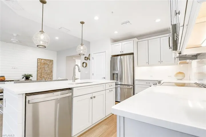 2620 Seychelles Cir 1302, Naples, Florida 34112