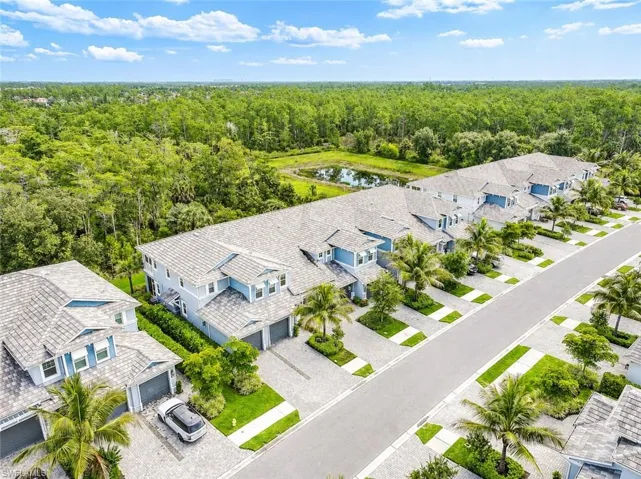 2620 Seychelles Cir 1302, Naples, Florida 34112