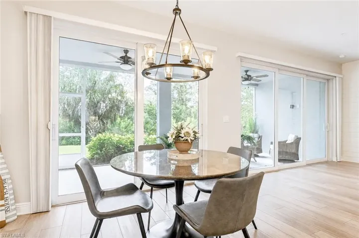 2620 Seychelles Cir 1302, Naples, Florida 34112