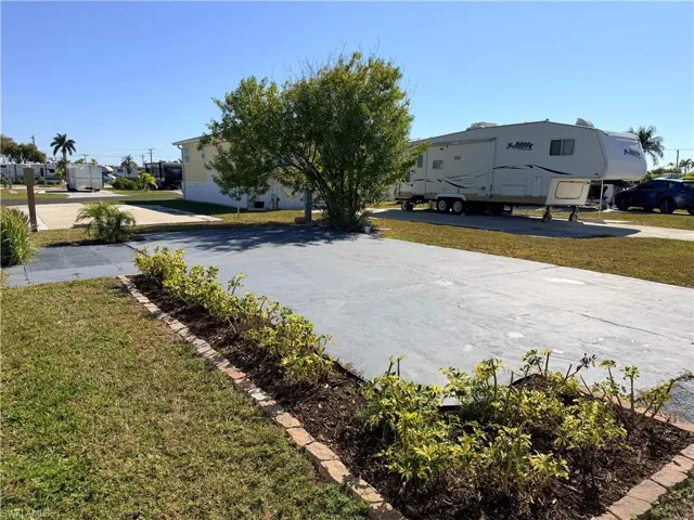 19681  Summerlin #179  RD, Fort Myers, FL 33908