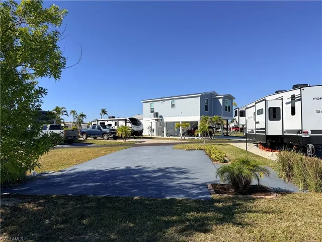 19681  Summerlin #179  RD, Fort Myers, FL 33908
