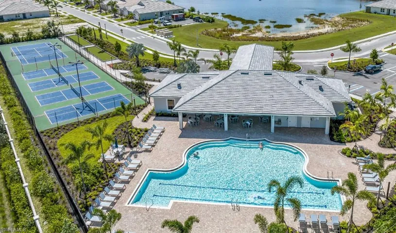 842 Enbrook Loop, Naples, Florida 34114
