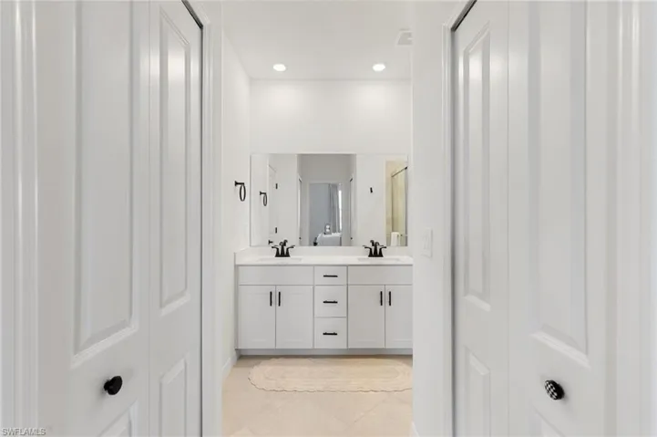 2919  Citrus  ST, Naples, FL 34120