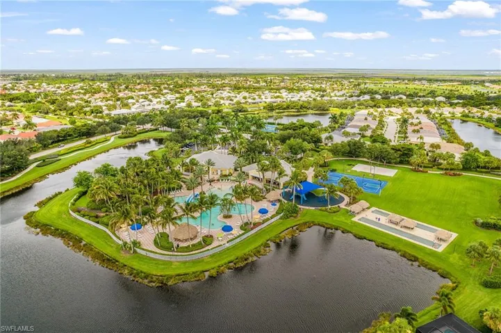 2495 Belleville Ct, Cape Coral, Florida 33991