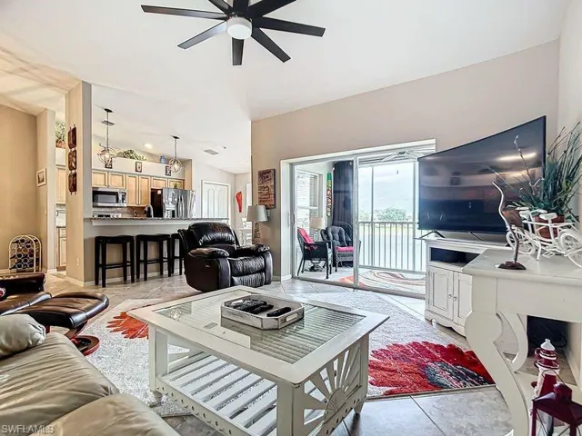 8059  Queen Palm  LN, Fort Myers, FL 33966