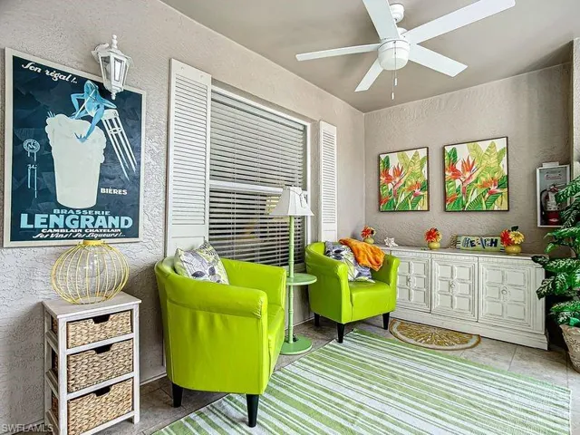 Enclosed Front Lanai