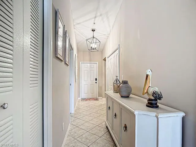 8059  Queen Palm  LN, Fort Myers, FL 33966