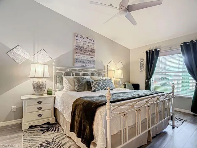 King Bed