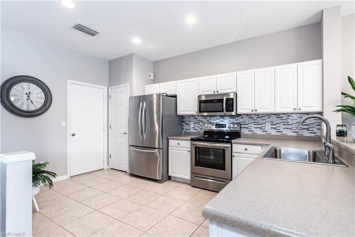 15764 Marcello CIR # 177, NAPLES FL 34110