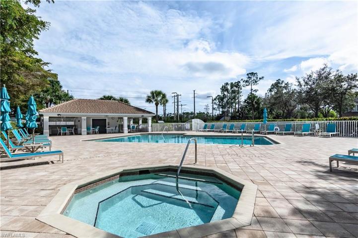 15764 Marcello CIR # 177, NAPLES FL 34110