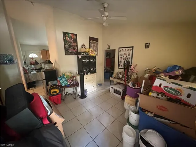 3123  Pine Tree  DR, Naples, FL 34112