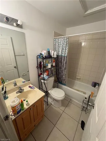 3123  Pine Tree  DR, Naples, FL 34112