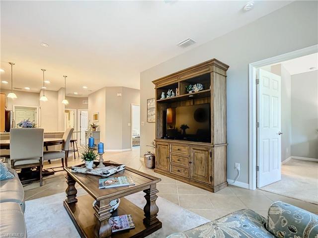 20569  Chestnut Ridge  DR, North Fort Myers, FL 33917