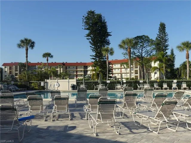 LARGE DECK AREA FOR ENJOYING THE FLORIDA SUNSHINE!!