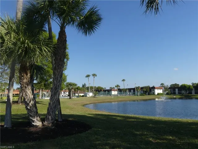 SERENE WATER VIEWS SURROUNDING COMMUNITY AMENITIES