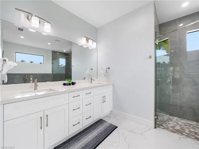 5002 Agualinda Blvd, Cape Coral, Florida 33914