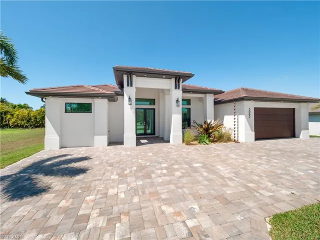 5002 Agualinda Blvd, Cape Coral, Florida 33914