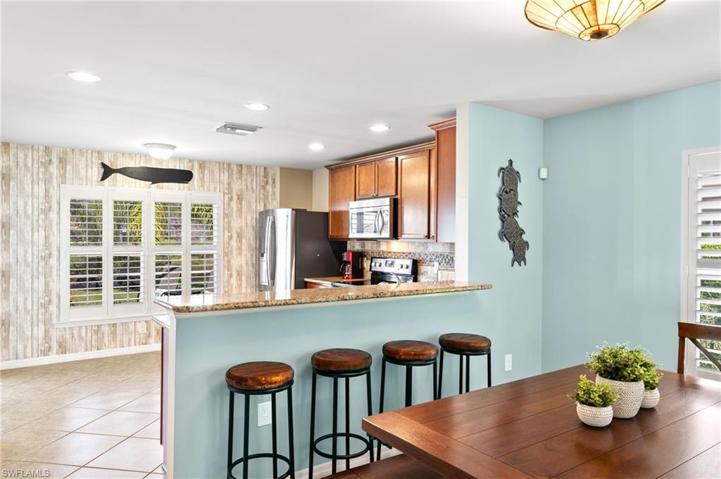 Breakfast Bar